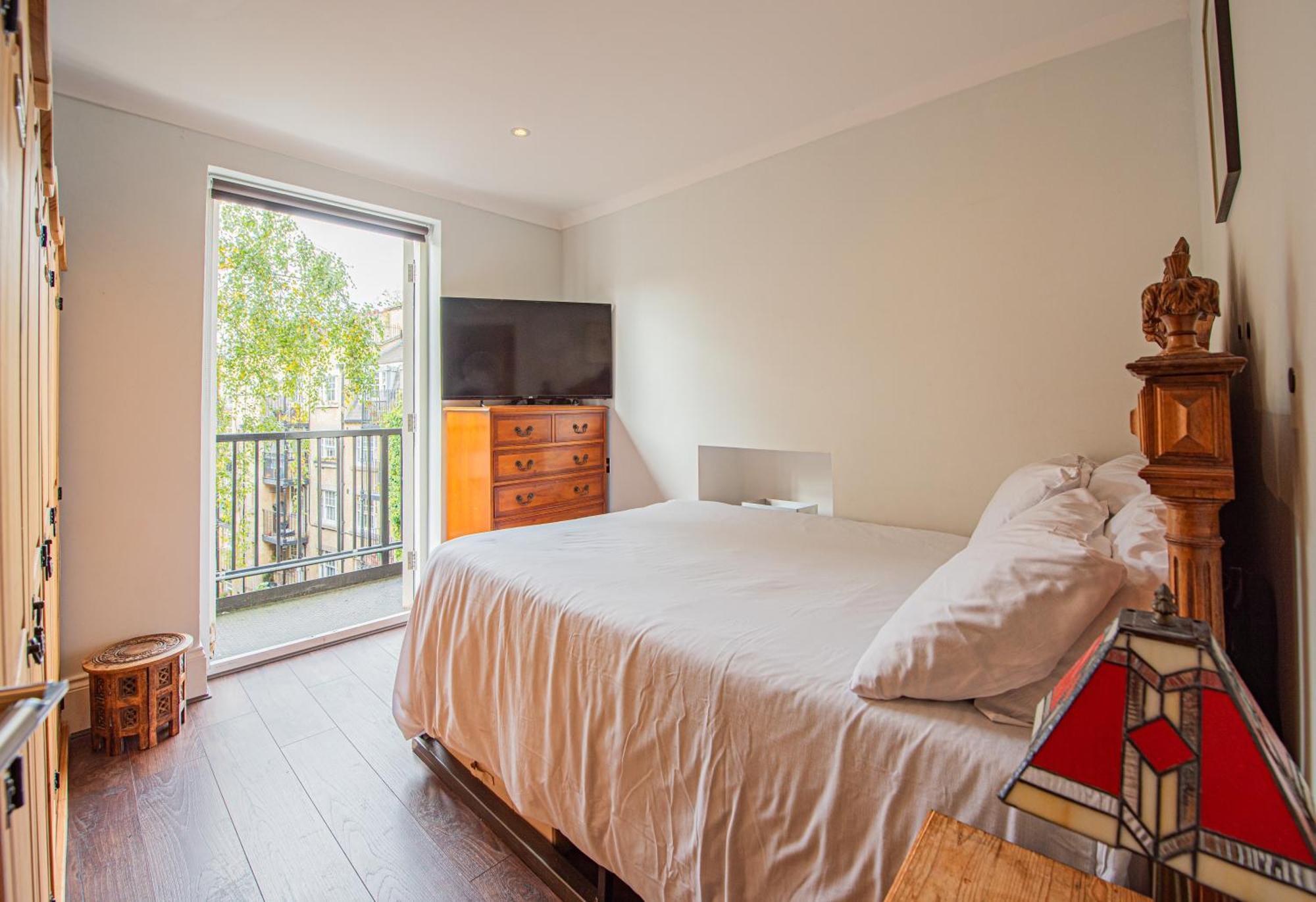 Stylish 1-Bed Flat In Soho - Prime Central London Exterior foto